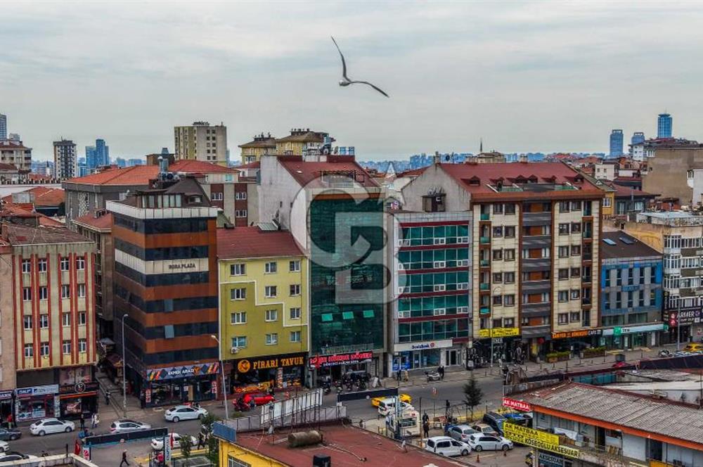 ALEMDAĞ CADDESİN DE 150 m2 KİRALIK PLAZA KATI 
