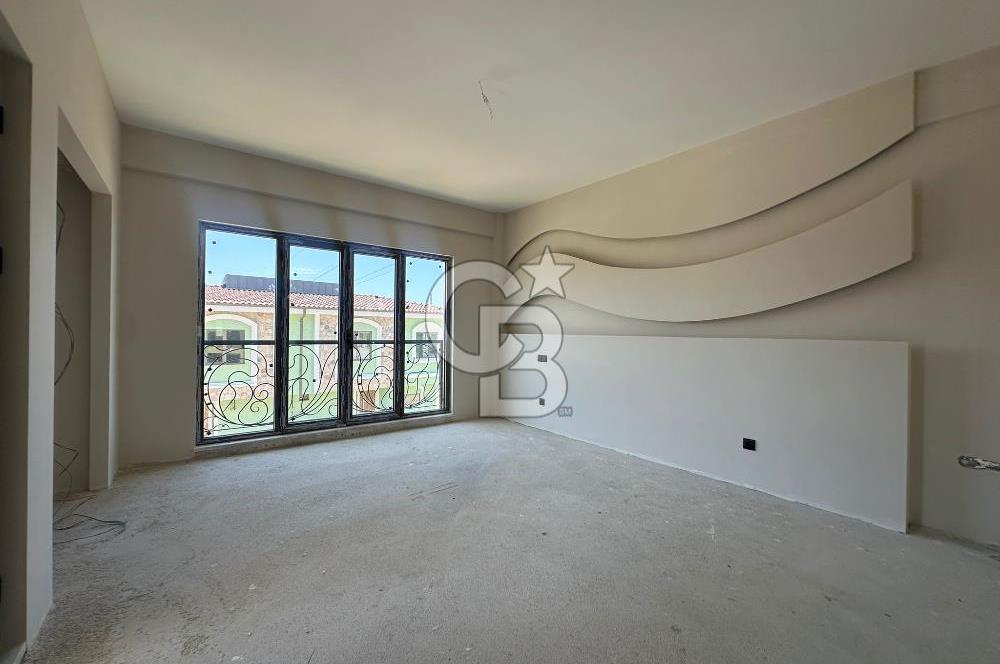 ÇANAKKALE MERKEZ BARBAROS ADLİYE BÖLGESİNDE SATILIK 3+1 VİLLA