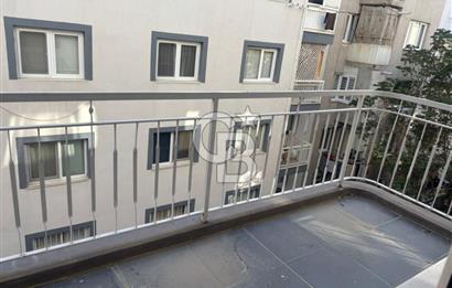 Ulu Önder Cad.de tadilatlı harika bir 3+1 Satılık daire