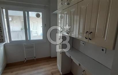KARŞIYAKA'nın EN HAREKETLİ BÖLGESİNDE BULUNAN DAİREMİZ 3+1 OLUP 2.KATTADIR