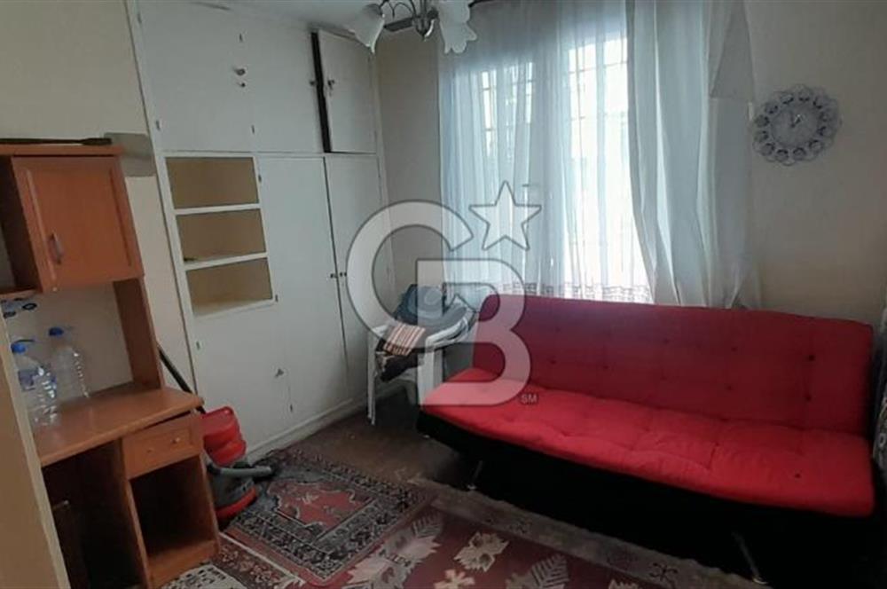 KARŞIYAKA SAHİL ARKASI 3+1 EŞYALI YÜKSEK ZEMİN DAİRE