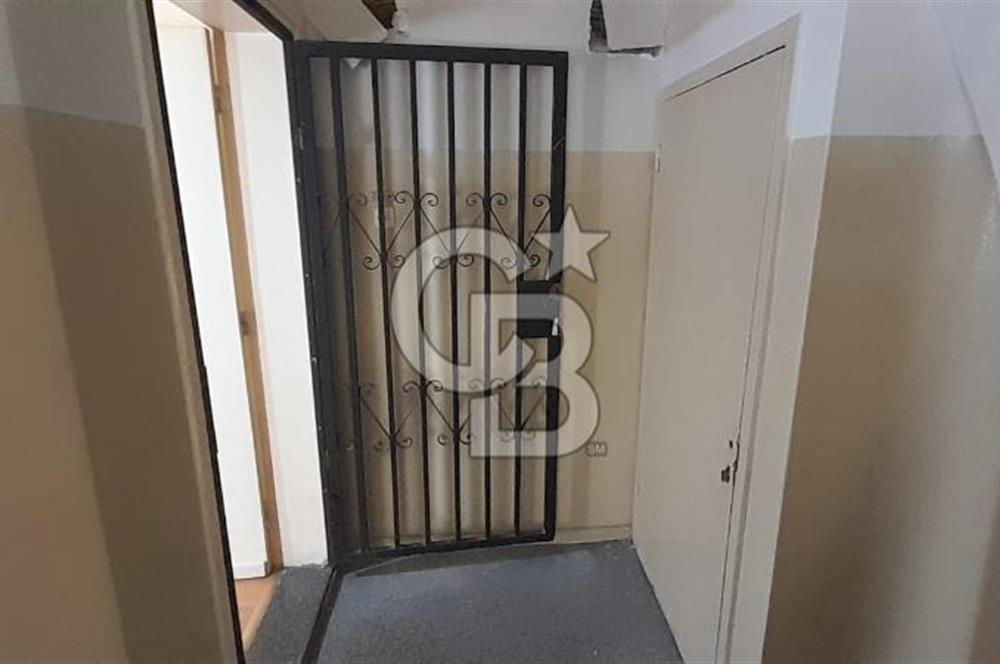 KARŞIYAKA SAHİL ARKASI 3+1 EŞYALI YÜKSEK ZEMİN DAİRE