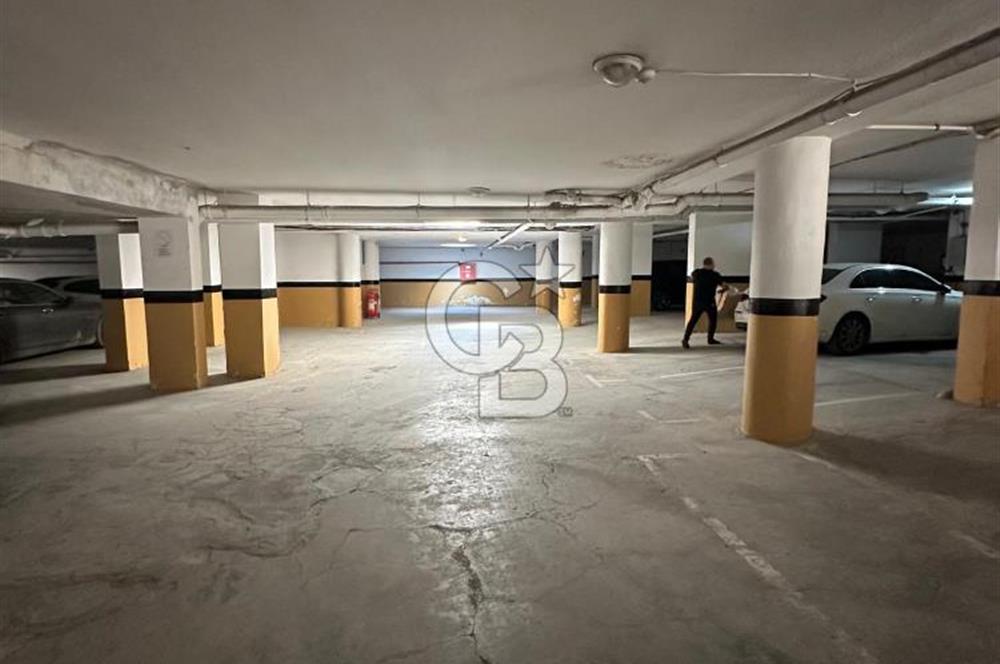 Florya Şenlikköy Site İçerisinde Satılık 4+1 Daire