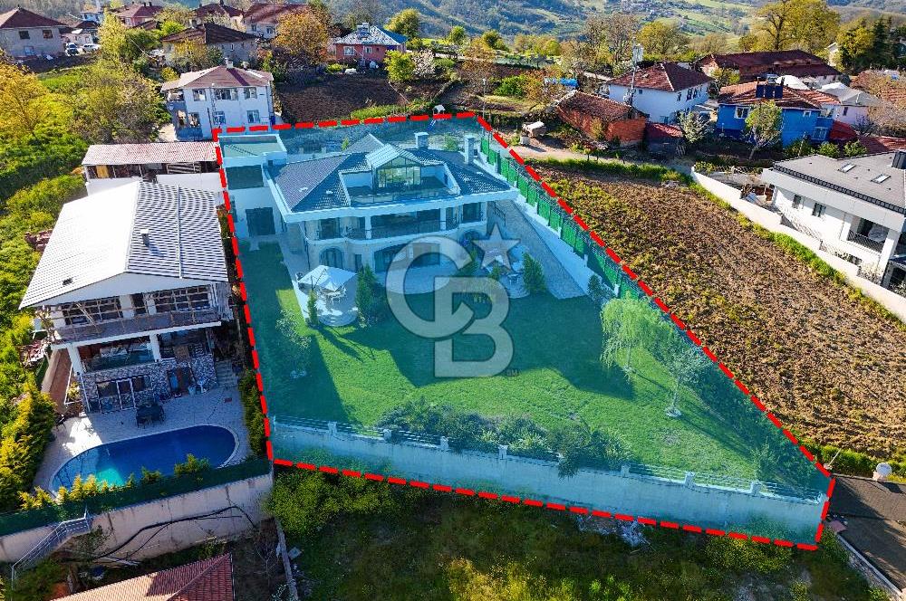 ŞİLE YAKA MAHALLESİ' NDE GENİŞ BAHÇELİ TRİPLEKS VİLLA