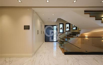 ŞİLE YAKA MAHALLESİ' NDE GENİŞ BAHÇELİ TRİPLEKS VİLLA