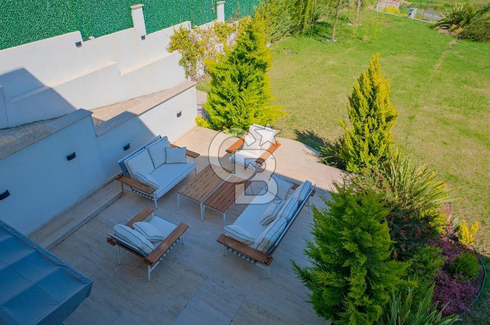 ŞİLE YAKA MAHALLESİ' NDE GENİŞ BAHÇELİ TRİPLEKS VİLLA