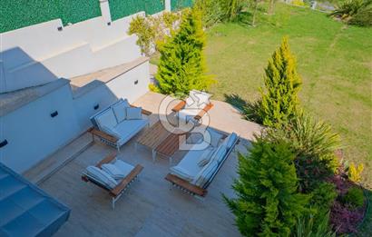 ŞİLE YAKA MAHALLESİ' NDE GENİŞ BAHÇELİ TRİPLEKS VİLLA