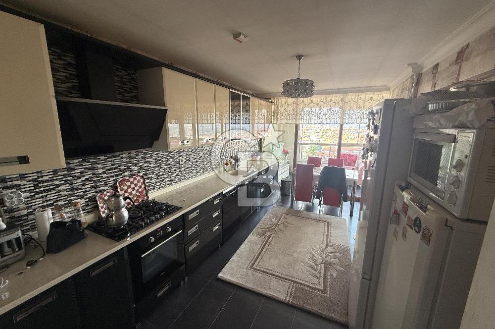 PAMUKLAR MAHALLESİNDE YÜKSEK KAT VADİ CEPHE FIRSAT DAİRE