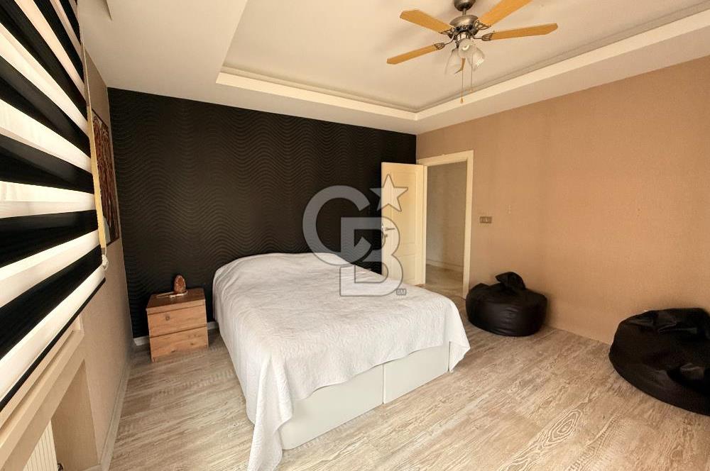 Florya Merkezi Konumda Satılık 4+1 Daire