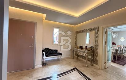Florya Merkezi Konumda Satılık 4+1 Daire