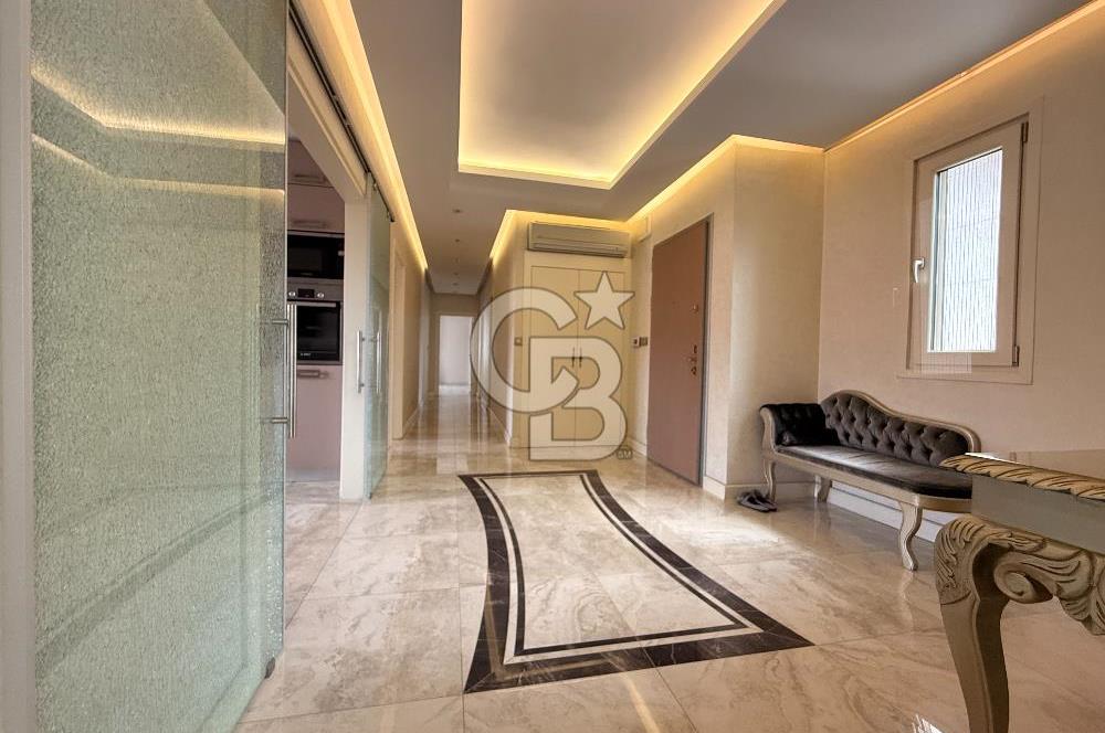 Florya Merkezi Konumda Satılık 4+1 Daire