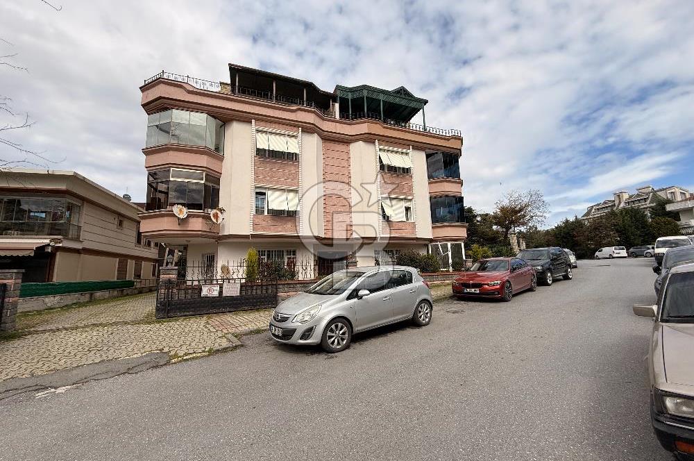Florya Merkezi Konumda Satılık 4+1 Daire