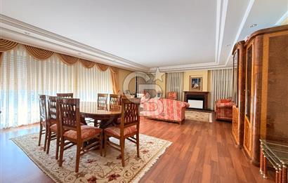 Florya Şenlikköy Site İçerisinde Satılık 4+1 Daire