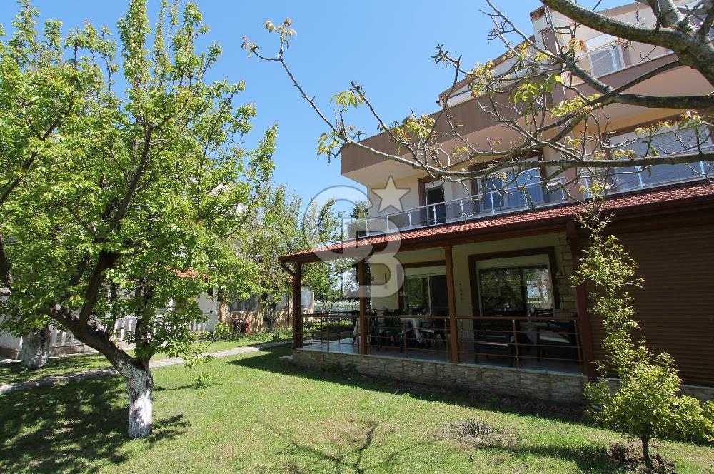 Ayvalık ‘da Kiralık Eşyalı Villa – Kumsalda Güneşlenmek İyi Gelecek