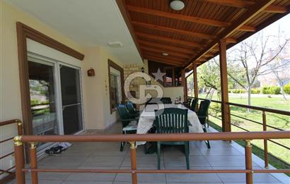 Ayvalık ‘da Kiralık Eşyalı Villa – Kumsalda Güneşlenmek İyi Gelecek