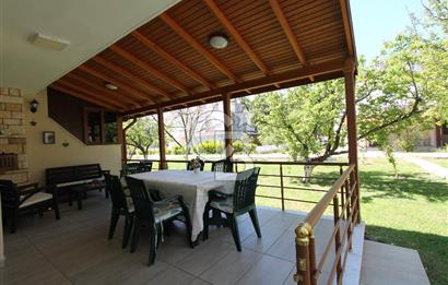 Ayvalık ‘da Kiralık Eşyalı Villa – Kumsalda Güneşlenmek İyi Gelecek