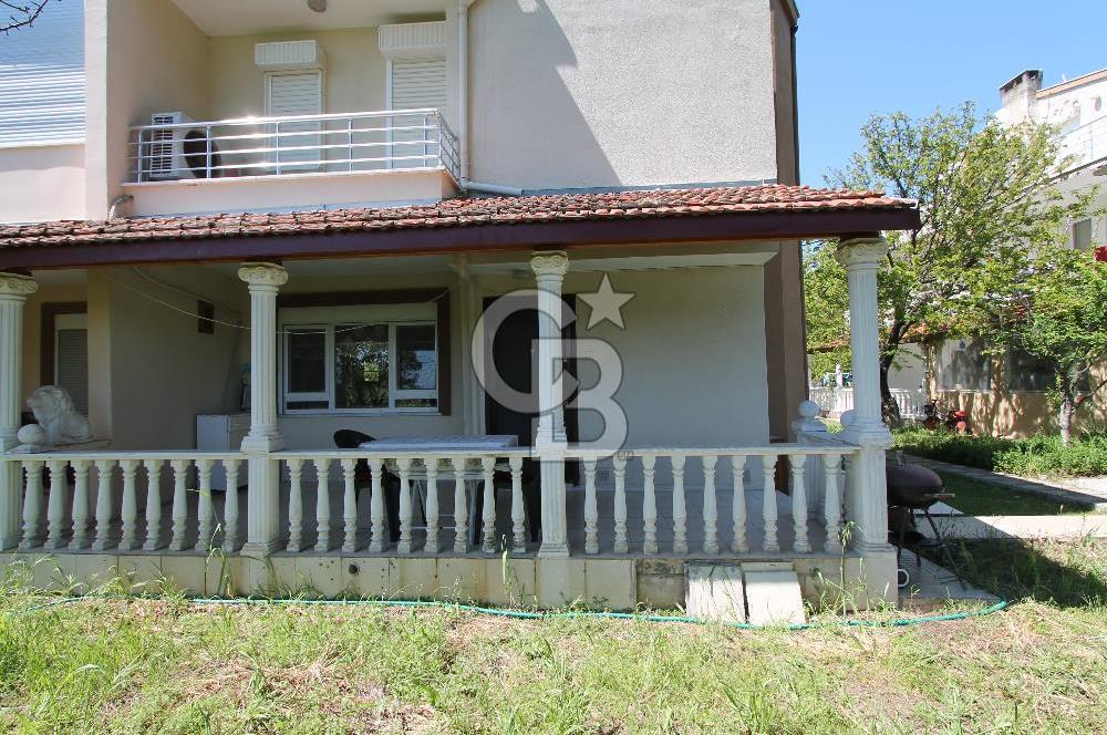 Ayvalık ‘da Kiralık Eşyalı Villa – Kumsalda Güneşlenmek İyi Gelecek
