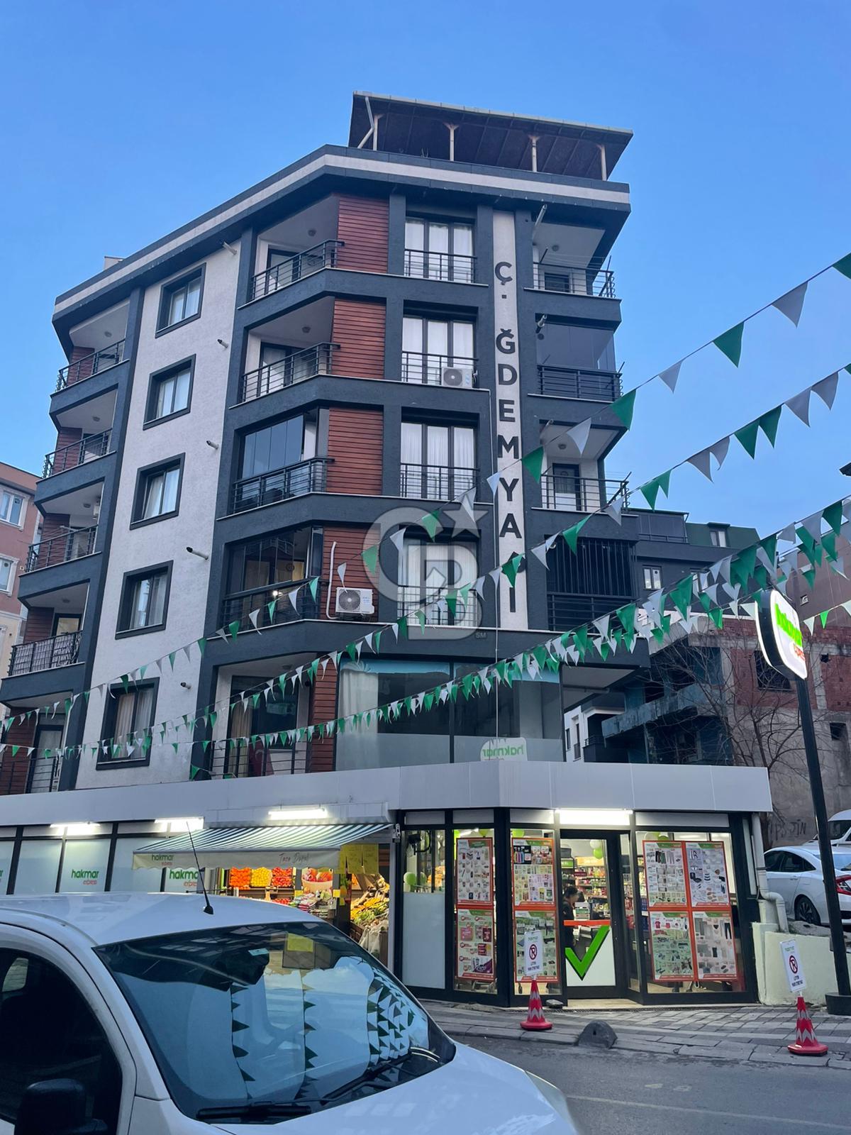 Çekmeköy Aydınlar mah 2+1 Kiralık Çatı Katı