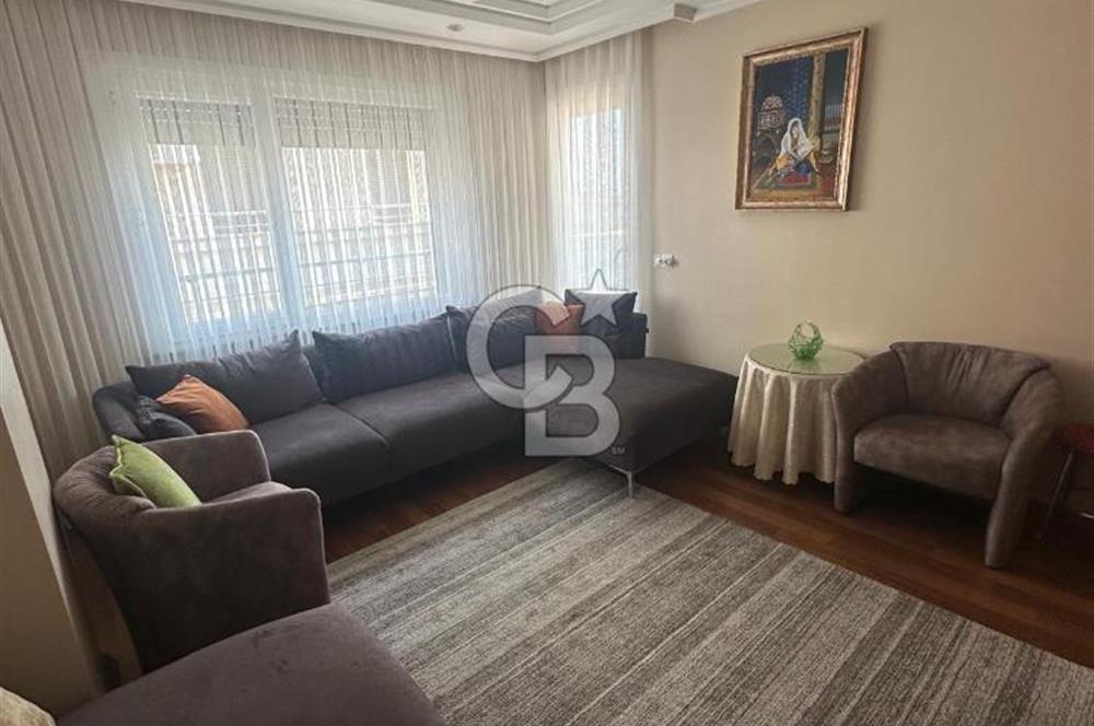 Florya Şenlikköy Site İçerisinde Satılık 4+1 Daire