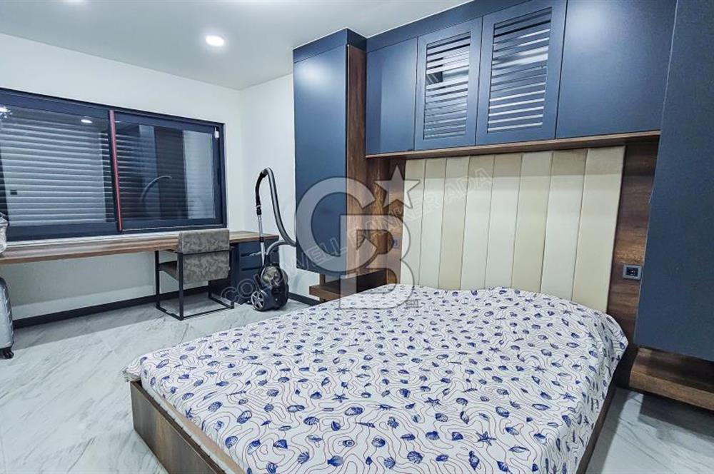 Kuşadası Deniz Manzaralı Ultra Lüks Satılık 5+2 Villa