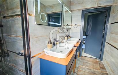 Kuşadası Deniz Manzaralı Ultra Lüks Satılık 5+2 Villa