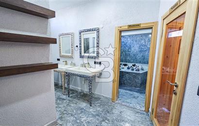 Kuşadası Deniz Manzaralı Ultra Lüks Satılık 5+2 Villa