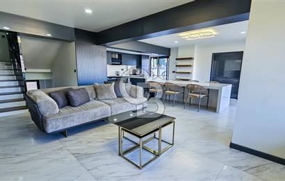 Kuşadası Deniz Manzaralı Ultra Lüks Satılık 5+2 Villa