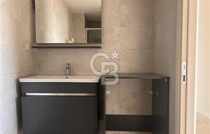 İçerenköy Ertaç Sokakta 92 m2 Net Kullanımlı 3+1 Daire