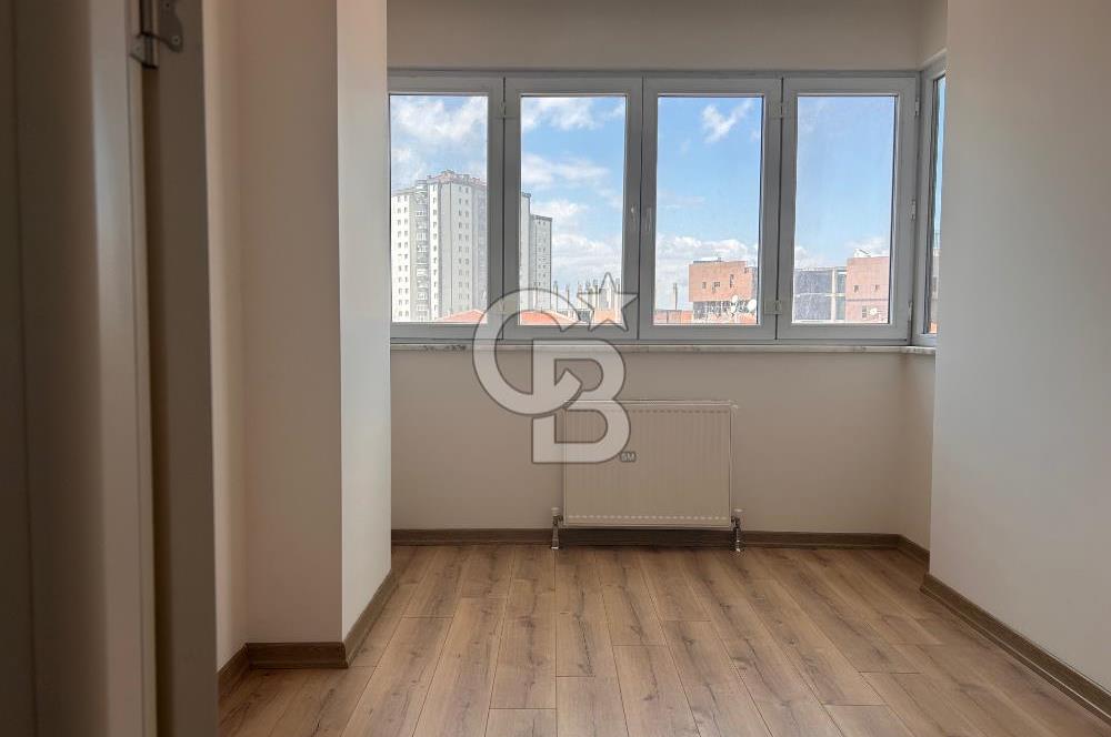 İçerenköy Ertaç Sokakta 92 m2 Net Kullanımlı 3+1 Daire