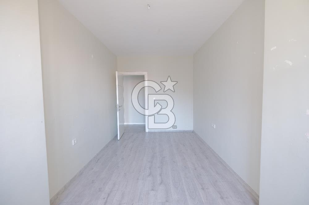 MENEMEN ULUKENT'TE CB İYA'DAN YATAY MİMARİ, HAVUZLU SİTEDE 3+1 LÜKS DAİRE