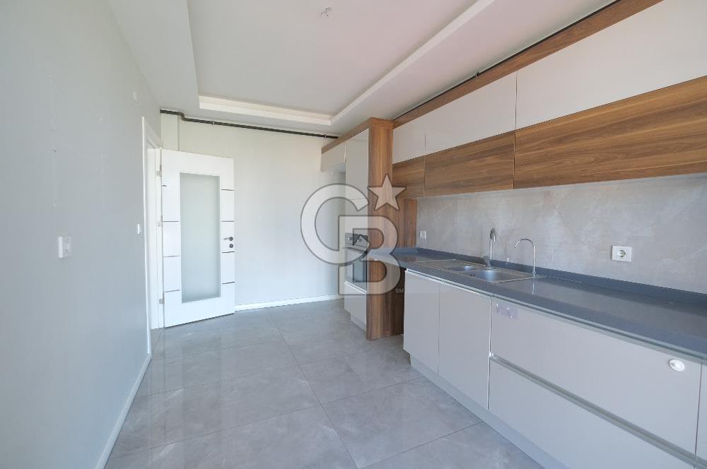 MENEMEN ULUKENT'TE CB İYA'DAN YATAY MİMARİ, HAVUZLU SİTEDE 3+1 LÜKS DAİRE