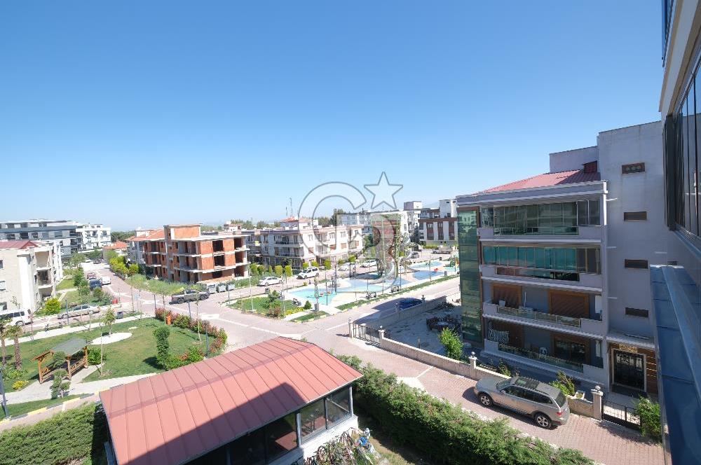 MENEMEN ULUKENT'TE CB İYA'DAN YATAY MİMARİ, HAVUZLU SİTEDE 3+1 LÜKS DAİRE