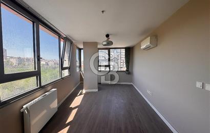 Topkapı İnistanbul Sitesinde Havuz Cepheli 2+1 Kiralık Daire