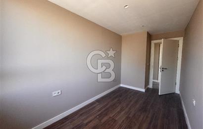 Topkapı İnistanbul Sitesinde Havuz Cepheli 2+1 Kiralık Daire