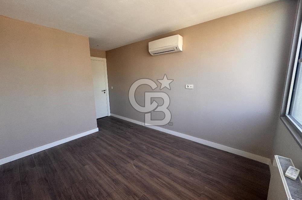 Topkapı İnistanbul Sitesinde Havuz Cepheli 2+1 Kiralık Daire