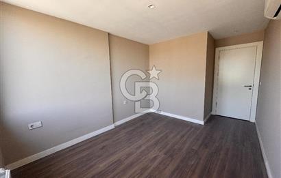 Topkapı İnistanbul Sitesinde Havuz Cepheli 2+1 Kiralık Daire