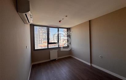 Topkapı İnistanbul Sitesinde Havuz Cepheli 2+1 Kiralık Daire