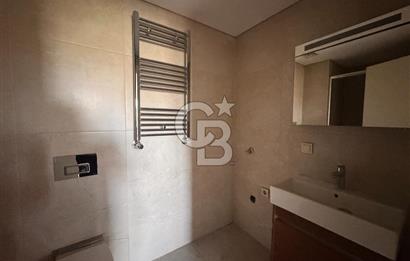 Topkapı İnistanbul Sitesinde Havuz Cepheli 2+1 Kiralık Daire