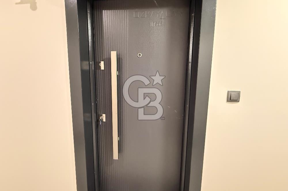 Seyrek'te Merkezi Konumda Geniş Lüx 1+1 Daire