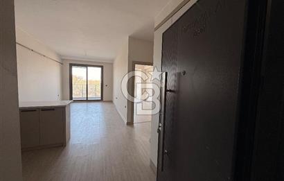 Seyrek'te Merkezi Konumda Geniş Lüx 1+1 Daire