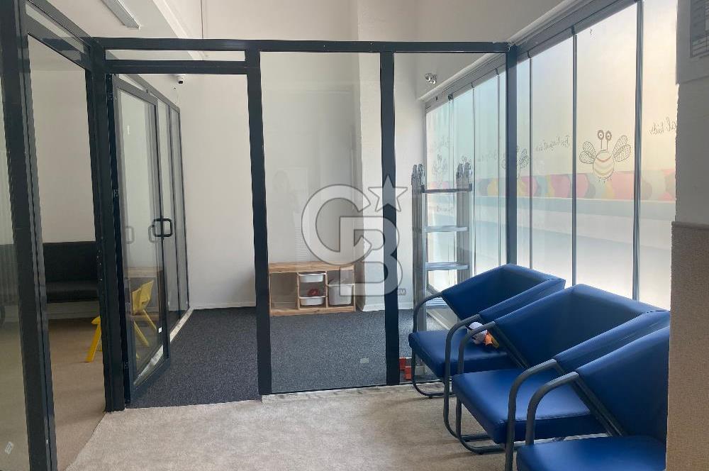 KARŞIYAKA BAHÇELİEVLER ‘de 120 m2 BATARKATLI SATILIK DÜKKAN