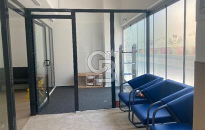 KARŞIYAKA BAHÇELİEVLER ‘de 120 m2 BATARKATLI SATILIK DÜKKAN