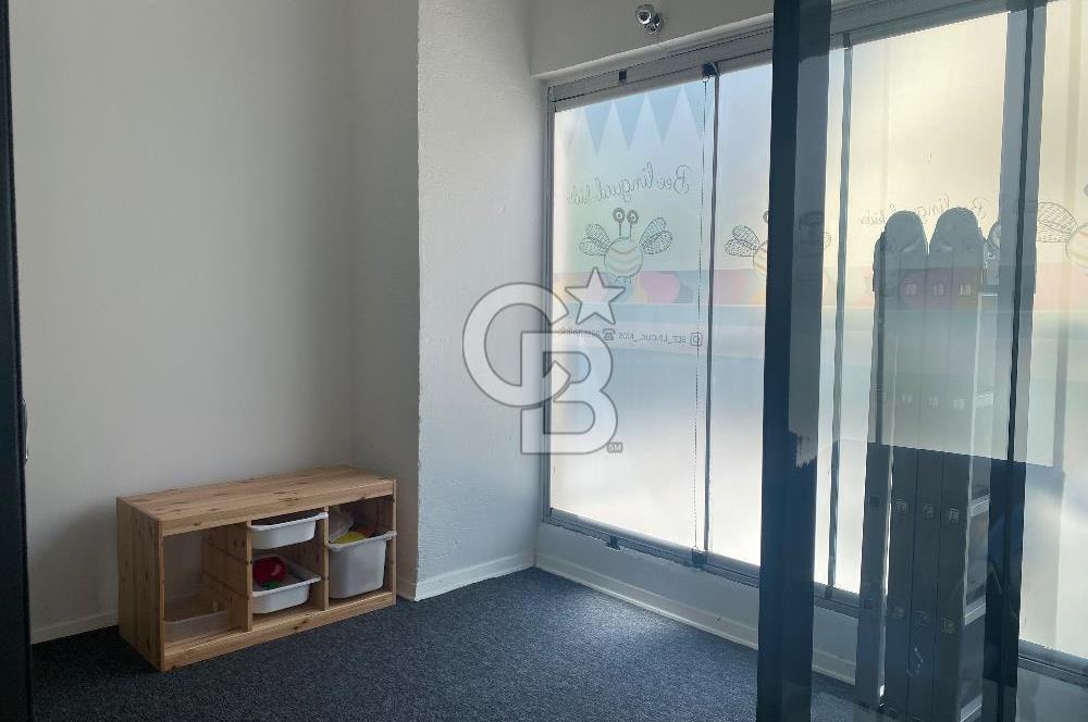 KARŞIYAKA BAHÇELİEVLER ‘de 120 m2 BATARKATLI SATILIK DÜKKAN