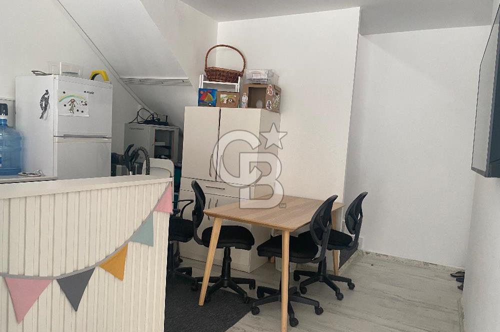 KARŞIYAKA BAHÇELİEVLER ‘de 120 m2 BATARKATLI SATILIK DÜKKAN