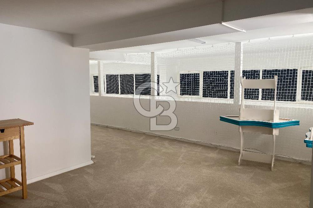 KARŞIYAKA BAHÇELİEVLER ‘de 120 m2 BATARKATLI SATILIK DÜKKAN