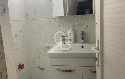 KARŞIYAKA BAHÇELİEVLER ‘de 120 m2 BATARKATLI SATILIK DÜKKAN