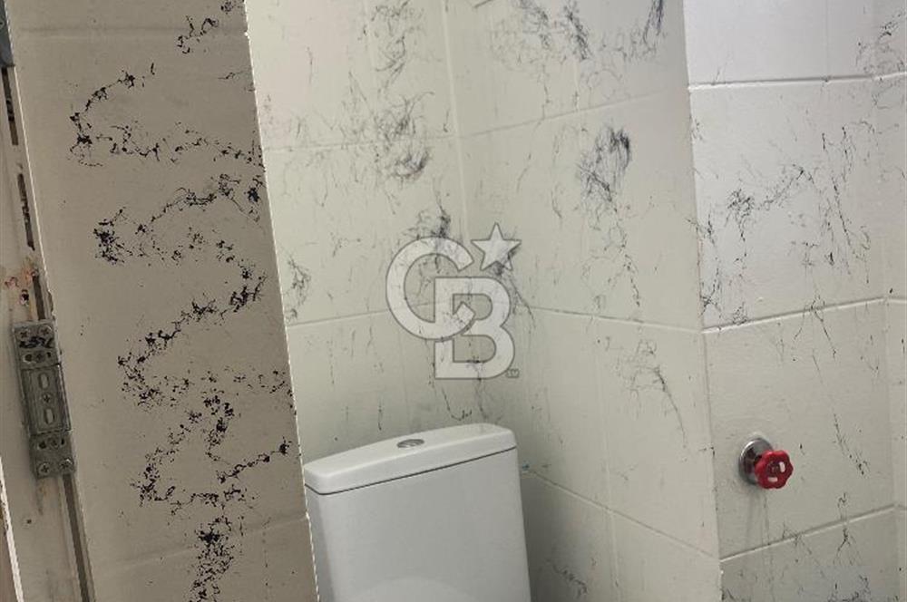 KARŞIYAKA BAHÇELİEVLER ‘de 120 m2 BATARKATLI SATILIK DÜKKAN