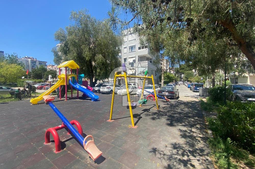 Karşıyaka Aksoy Mah.’de Satılık 2+1 Daire