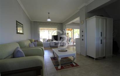 Ayvalık ‘da Kiralık Eşyalı Villa – Kumsalda Güneşlenmek İyi Gelecek