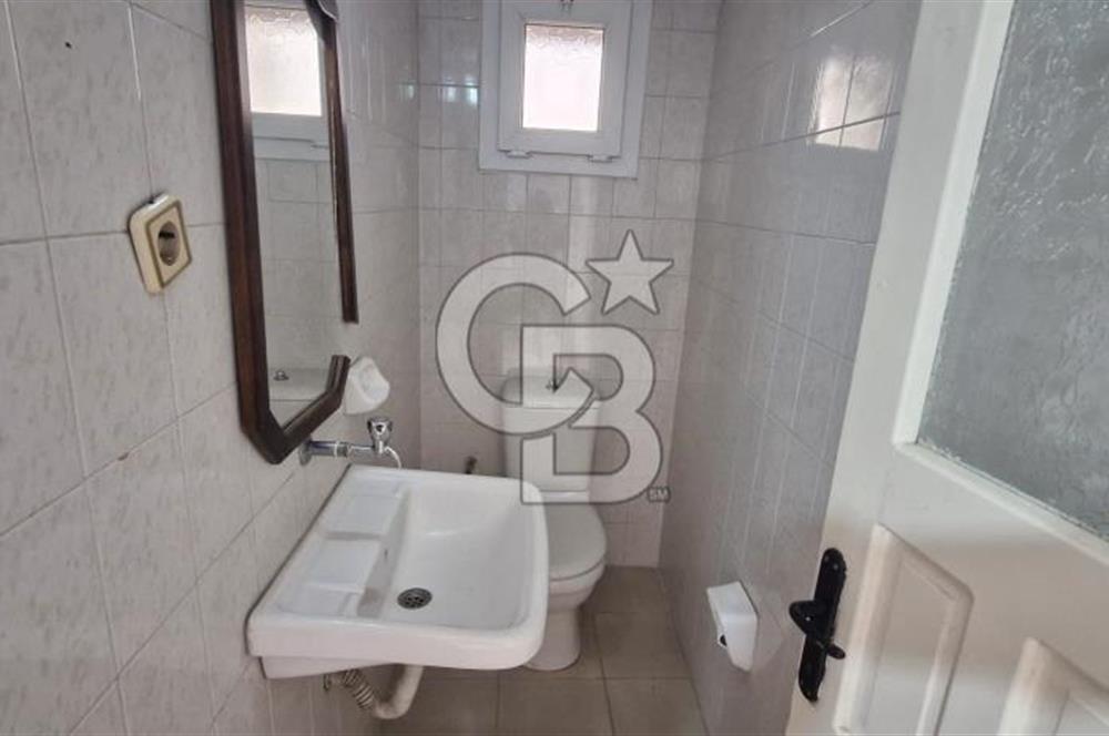 C.B. ROUTE |  Bergama'da Merkezi konumda Satılık 3+1 Geniş Daire